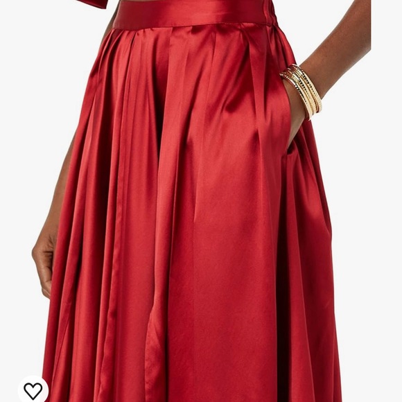 Making the Cut Women's Standard Drapy Hi-lo Maxi Skirt - Picture 3 of 7